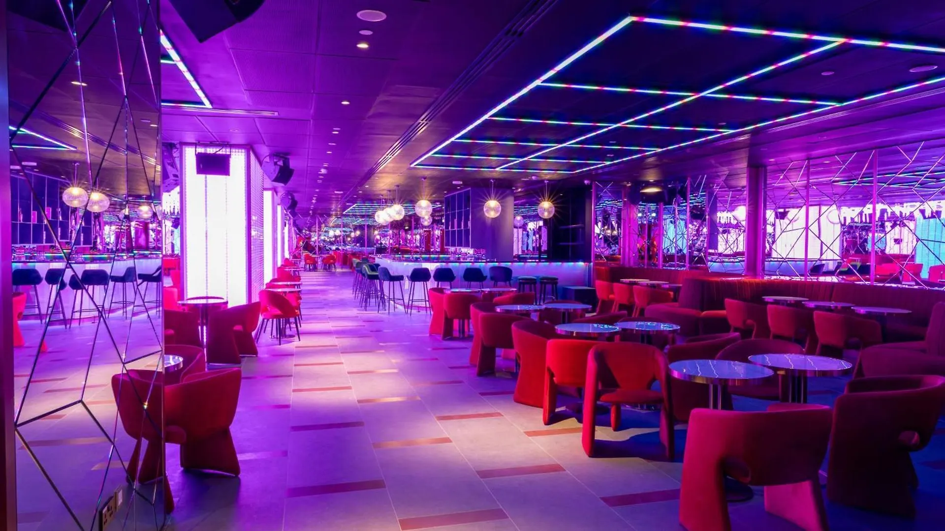 Hotel Voco Monaco Dubai By Ihg, Adults Only, World Islands 5*,  Spojené arabské emiráty