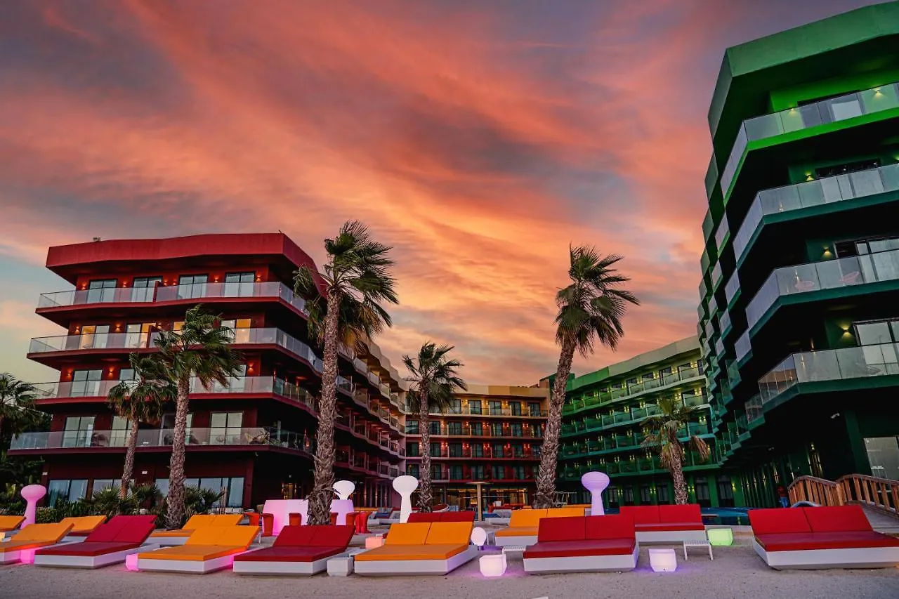 Hotel Voco Monaco Dubai By Ihg, Adults Only, World Islands