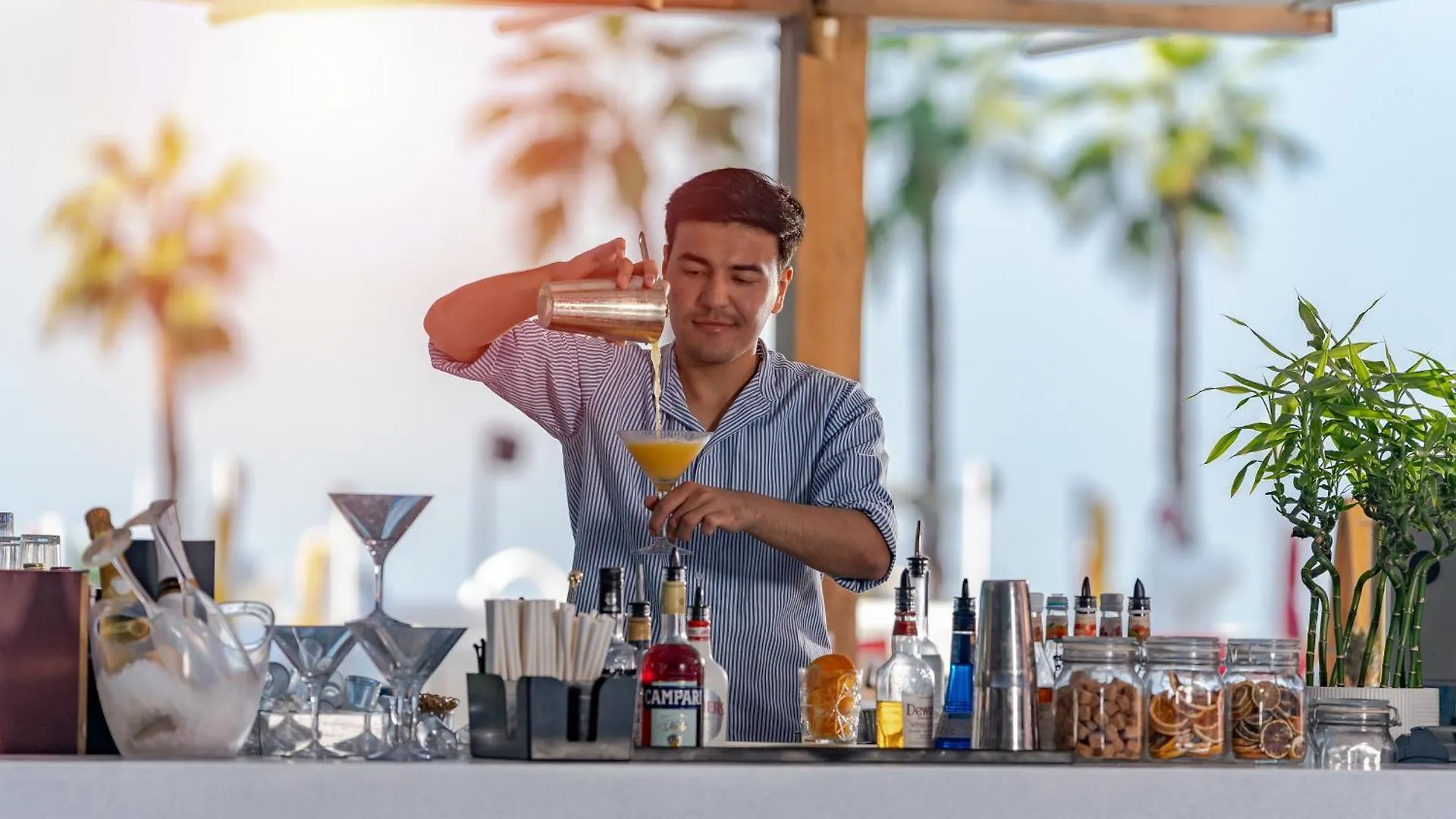 Hotel Voco Monaco Dubai By Ihg, Adults Only, World Islands 5*,  Émirats arabes unis
