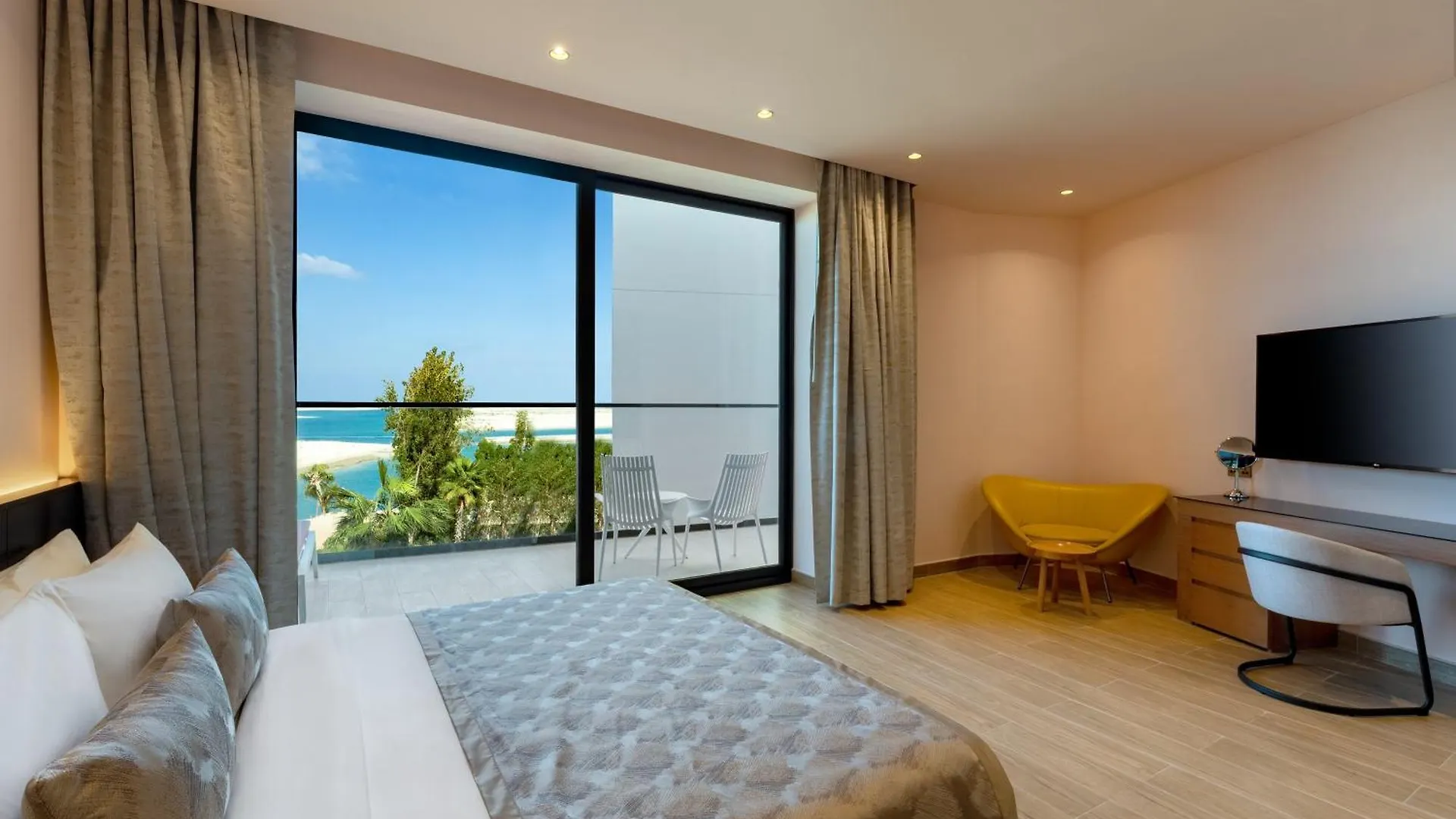 Hotel Voco Monaco Dubai By Ihg, Adults Only, World Islands