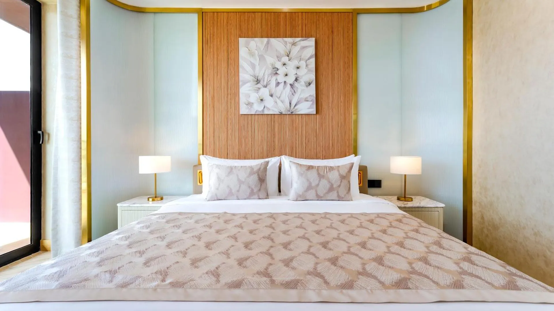 Hotel Voco Monaco Dubai By Ihg, Adults Only, World Islands 5*,  Émirats arabes unis