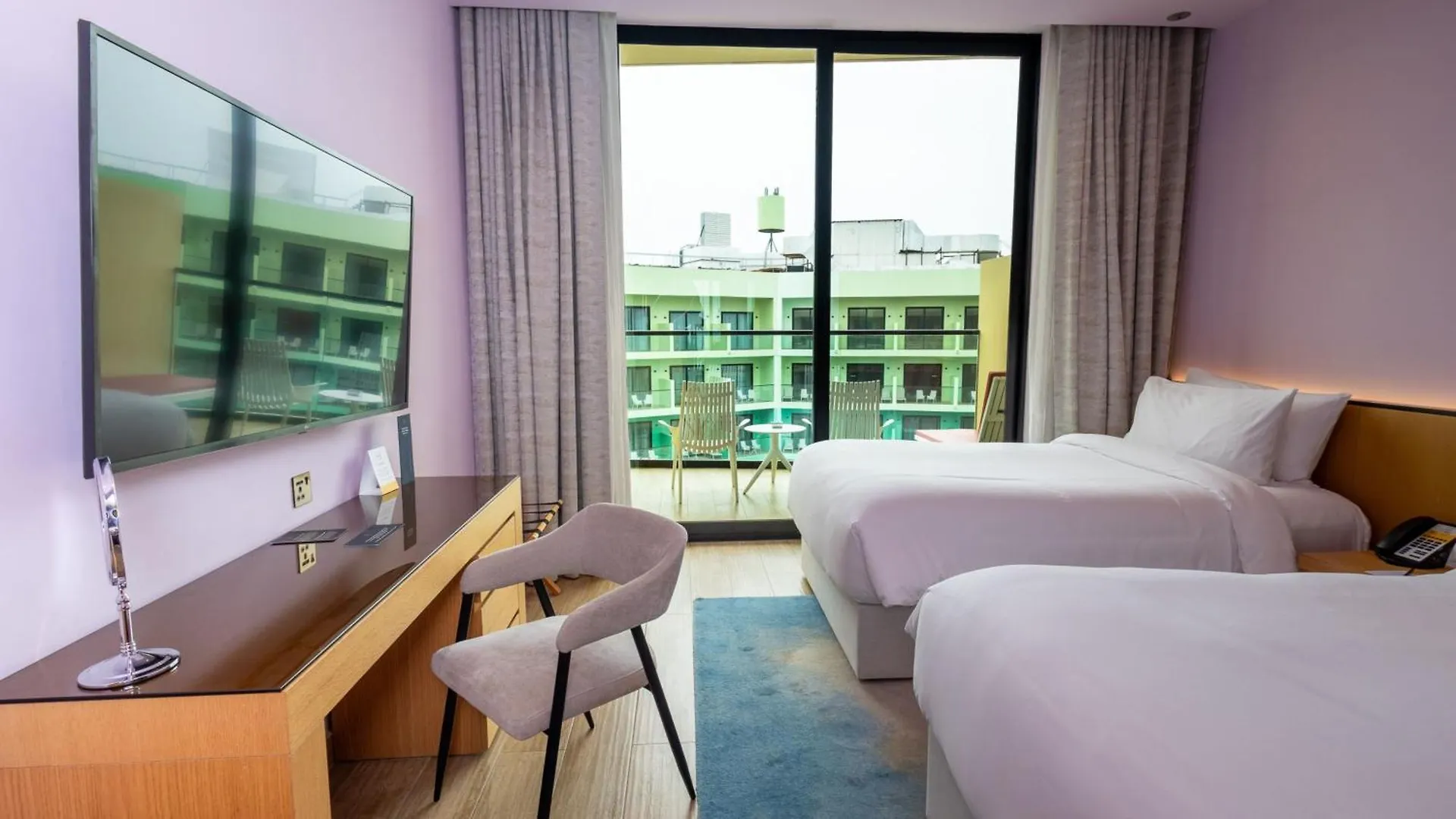 Hotel Voco Monaco Dubai By Ihg, Adults Only, World Islands